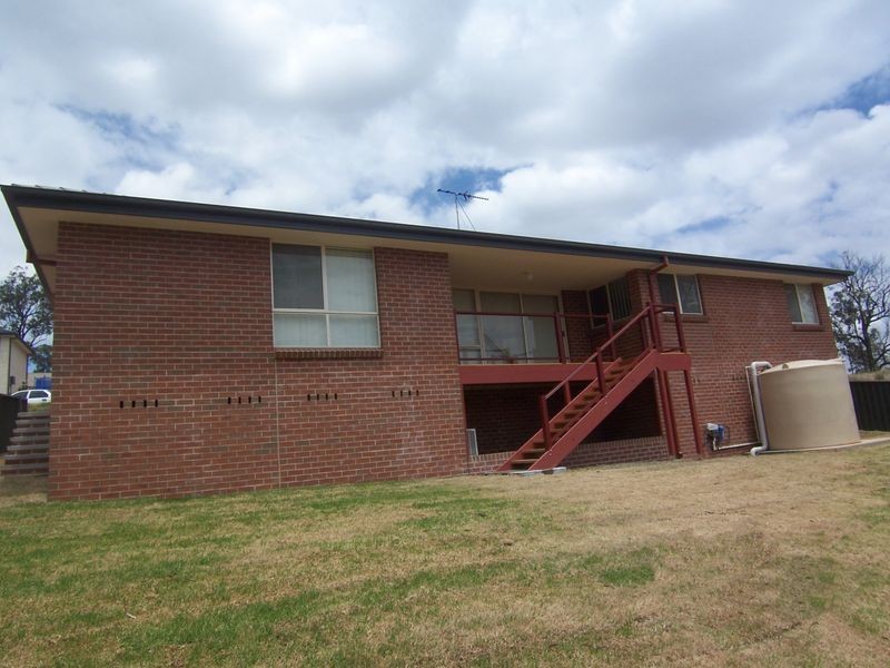 14 Lou Fisher Place, Muswellbrook NSW 2333