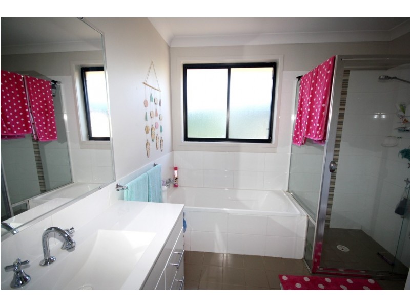 36 Chivers Circuit, Muswellbrook NSW 2333