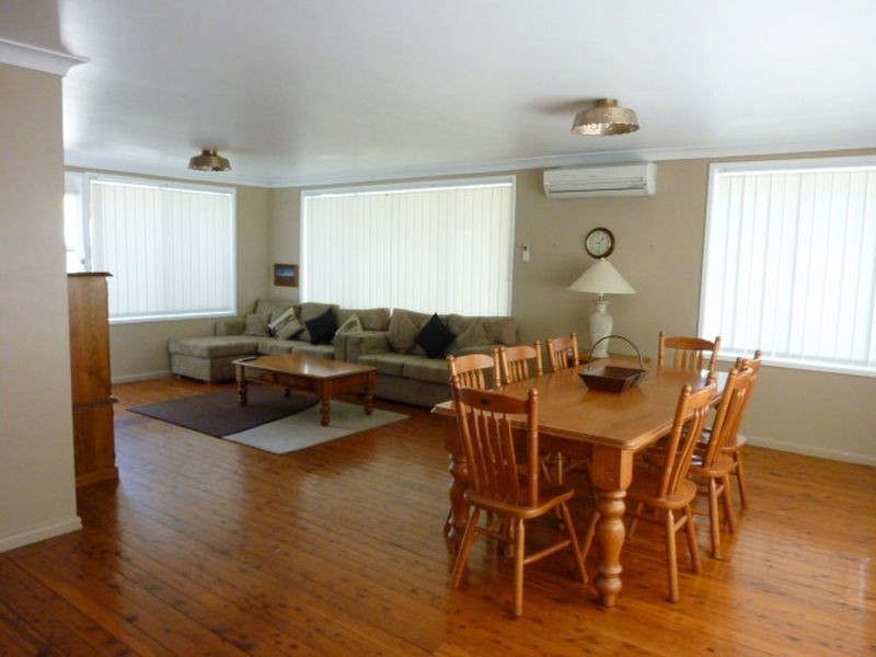 2 Midanga Avenue, Muswellbrook NSW 2333