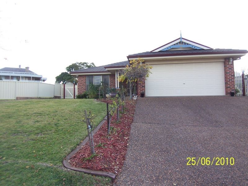 11 Fitzgerald Avenue, Muswellbrook NSW 2333