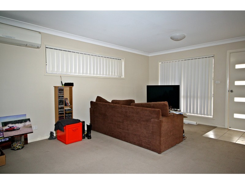 2/13 Foley Lane, Muswellbrook NSW 2333