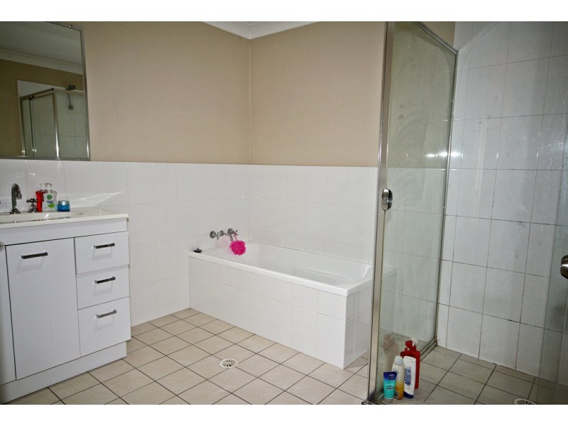 2/13 Foley Lane, Muswellbrook NSW 2333