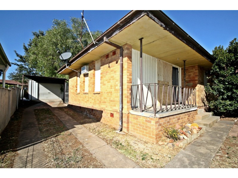 55 Tobruk Avenue, Muswellbrook NSW 2333