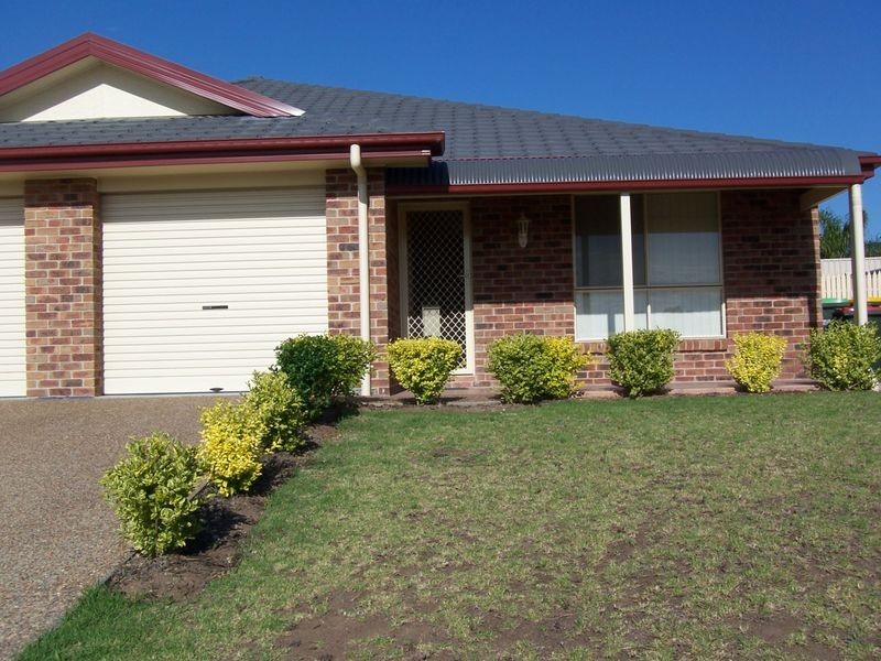 2/12 Kennedy Close, Muswellbrook NSW 2333