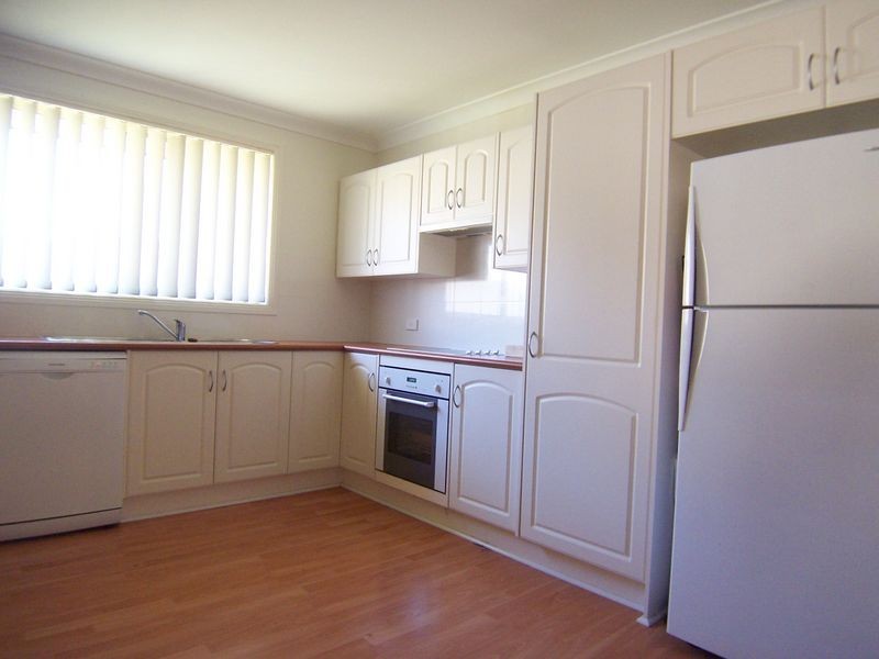 2/12 Kennedy Close, Muswellbrook NSW 2333