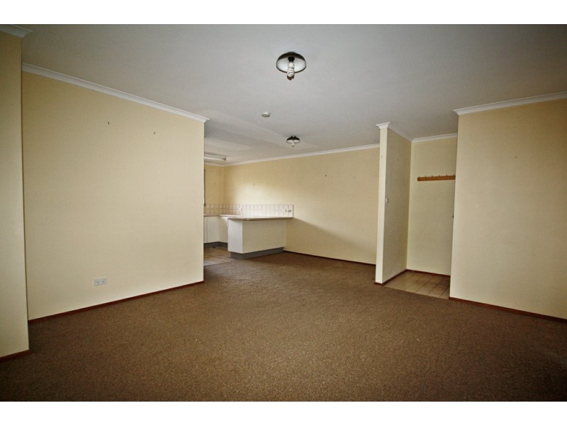 Unit 11 Denman Court/5-8 Martindale Street, Denman NSW 2328