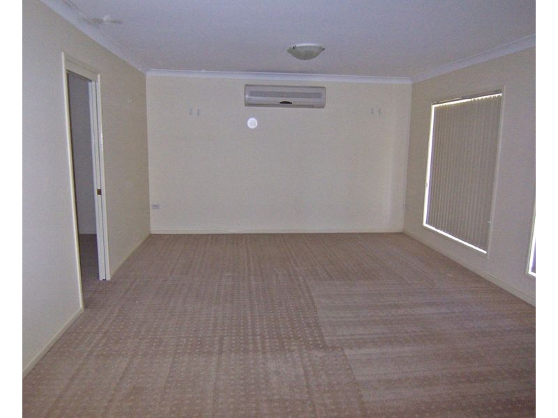 11 Kamilaroi Street, Muswellbrook NSW 2333