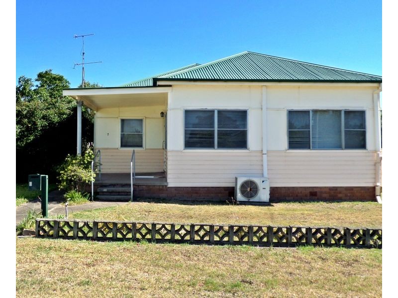 7 Wilson Street, Muswellbrook NSW 2333