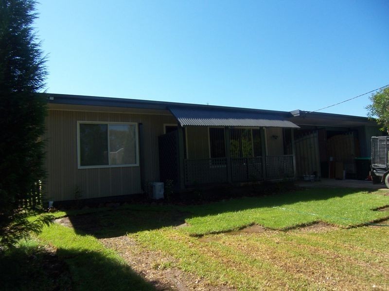 2/8 Midanga Avenue, Muswellbrook NSW 2333