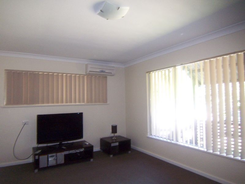 2/8 Midanga Avenue, Muswellbrook NSW 2333