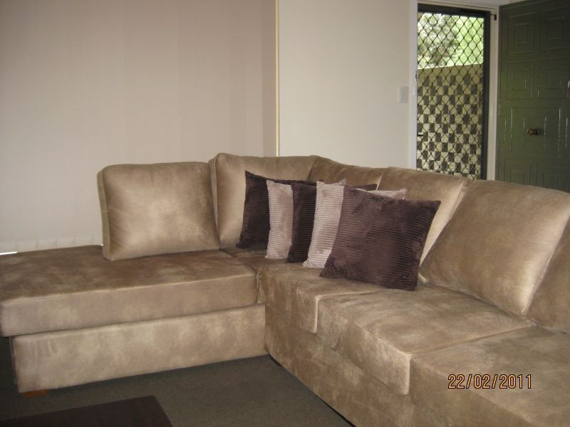 2/8 Midanga Avenue, Muswellbrook NSW 2333