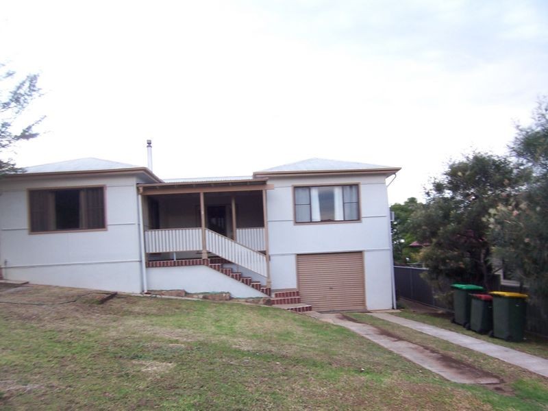 1/3 Dumaresq Street, Muswellbrook NSW 2333