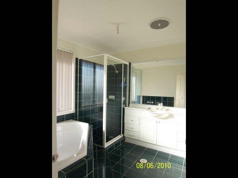 8 Bloodwood Road, Muswellbrook NSW 2333