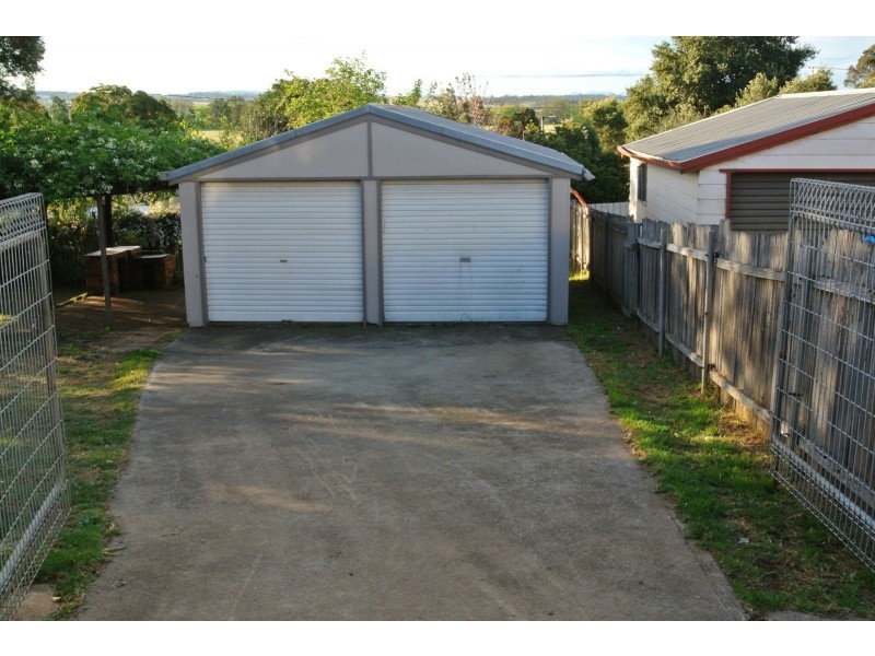 6 Tarakan Avenue, Muswellbrook NSW 2333