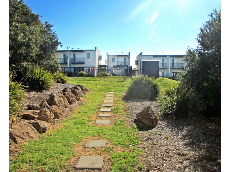 27/15 Lofberg Court, Muswellbrook NSW 2333
