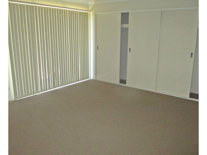27/15 Lofberg Court, Muswellbrook NSW 2333