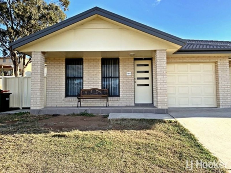 1/21 Bimbadeen Drive, Muswellbrook NSW 2333