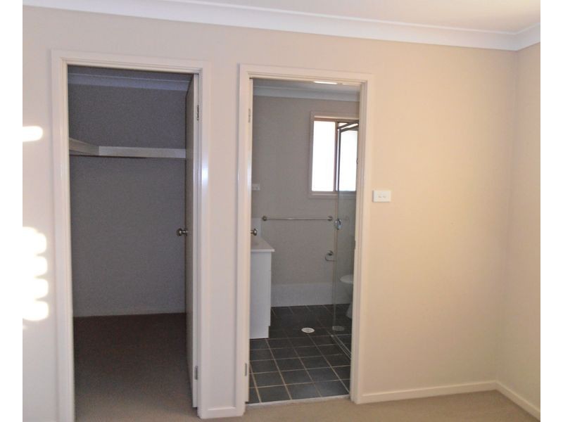 6/22-33 Eveleigh Court, Scone NSW 2337