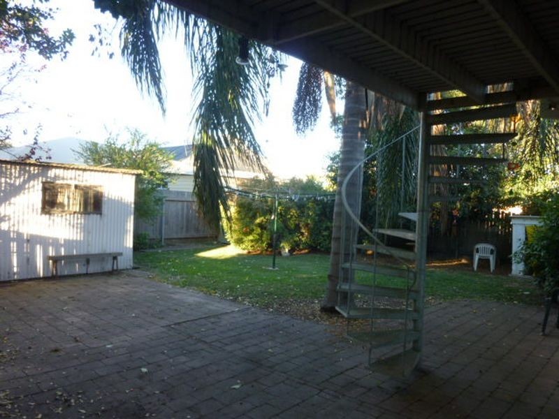 18 Barrett Street, Muswellbrook NSW 2333