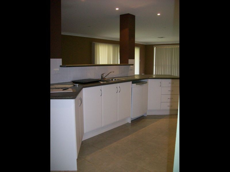 9 Silky Oak Pl, Muswellbrook NSW 2333