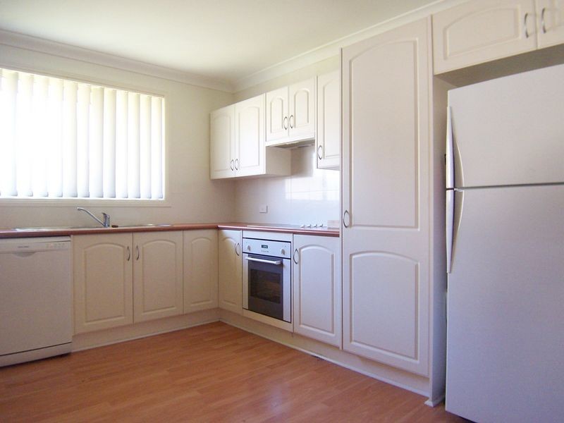 2/12 Kennedy Close, Muswellbrook NSW 2333