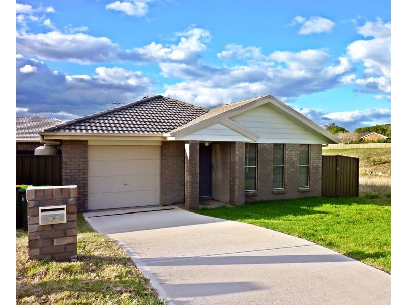 2/2 Kennedy Close, Muswellbrook NSW 2333