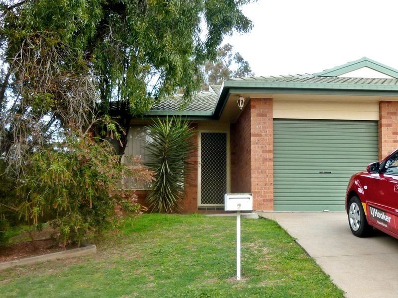 2/3 Eurabbie Avenue, Muswellbrook NSW 2333