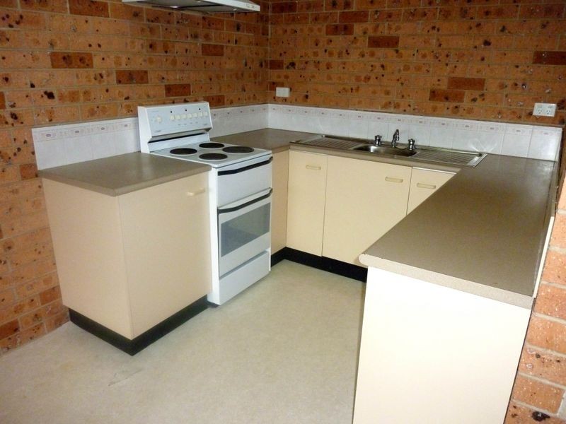 2/3 Eurabbie Avenue, Muswellbrook NSW 2333