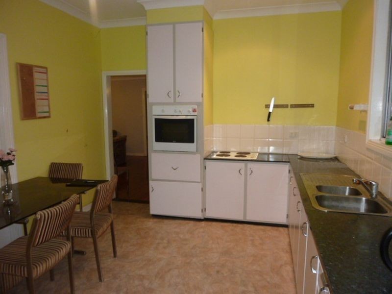 8 Lower William Street, Muswellbrook NSW 2333