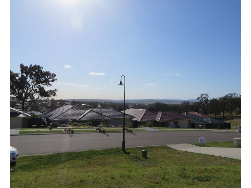 19 Dixon Circuit, Muswellbrook NSW 2333