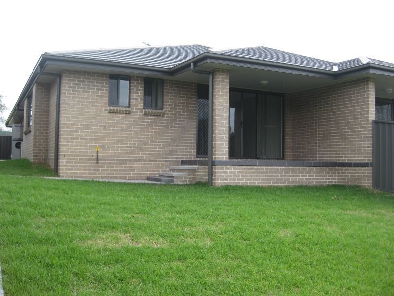 2/68 Osborn Avenue, Muswellbrook NSW 2333