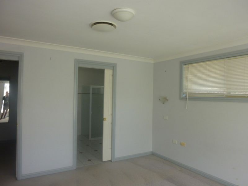 102 Barton Street, Scone NSW 2337