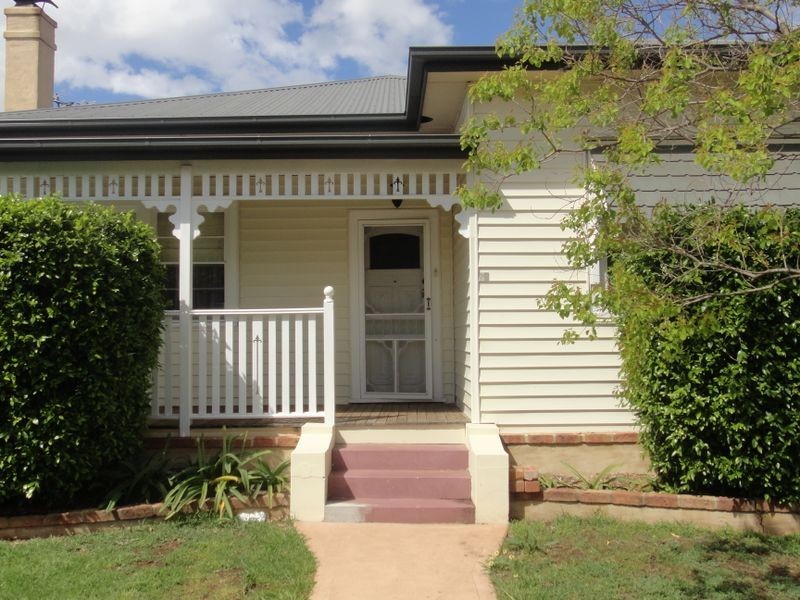 27 Clendinning Street, Muswellbrook NSW 2333
