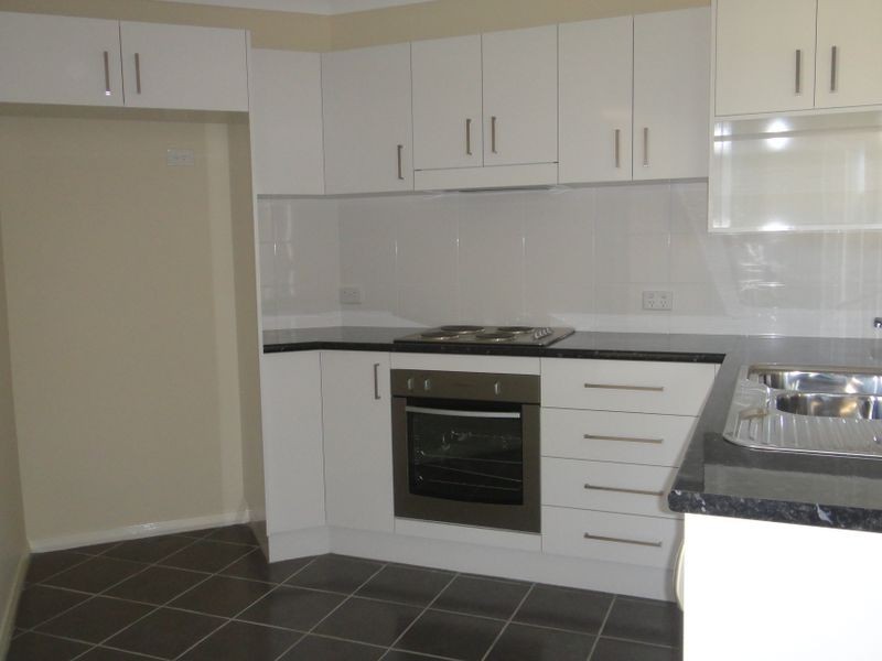 2/4 Northerly Close, Muswellbrook NSW 2333