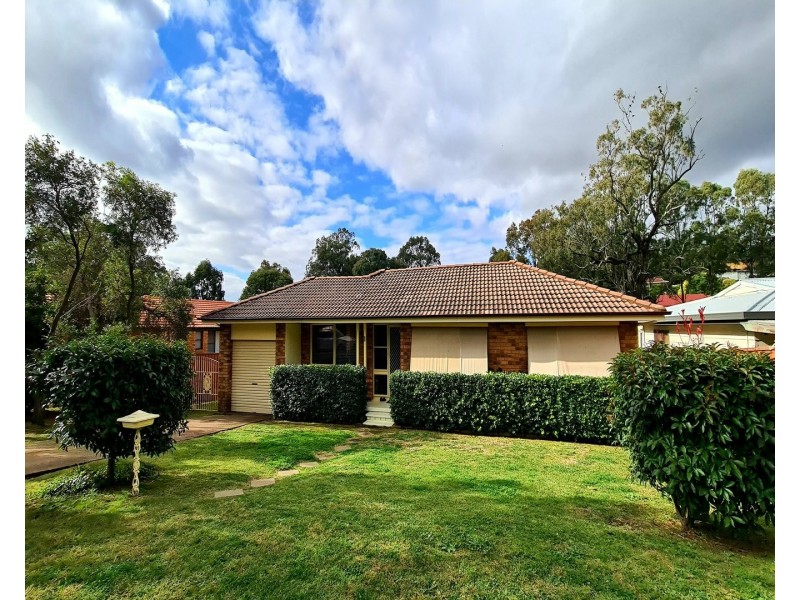 76 Calgaroo Ave, Muswellbrook NSW 2333