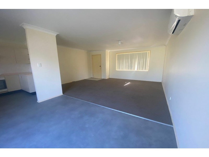 27 Wollombi Rd, Muswellbrook NSW 2333