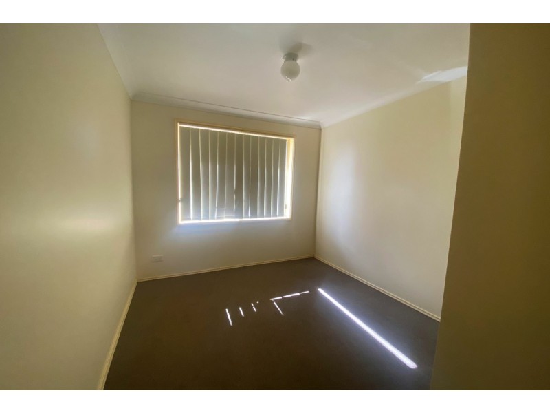 27 Wollombi Rd, Muswellbrook NSW 2333
