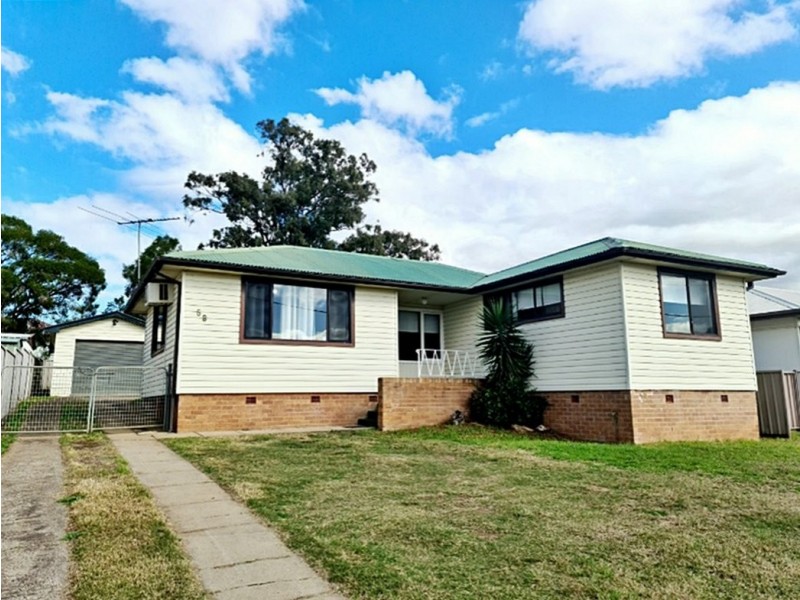 53 Skellatar Street, Muswellbrook NSW 2333