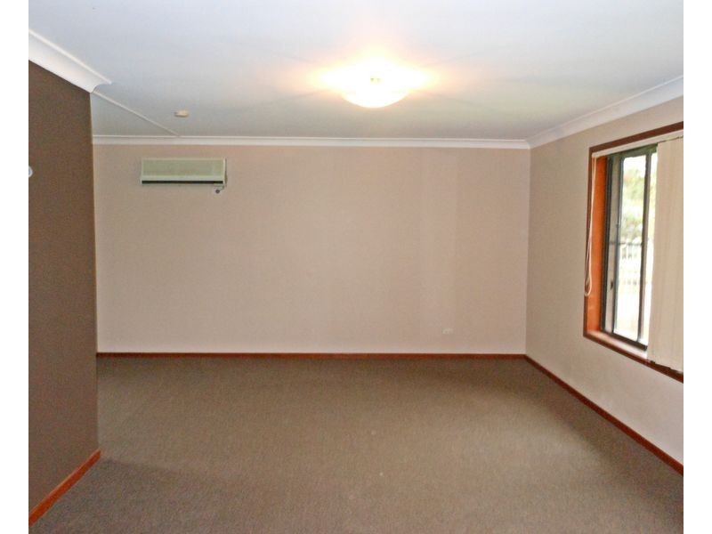154 Macqueen Street, Aberdeen NSW 2336