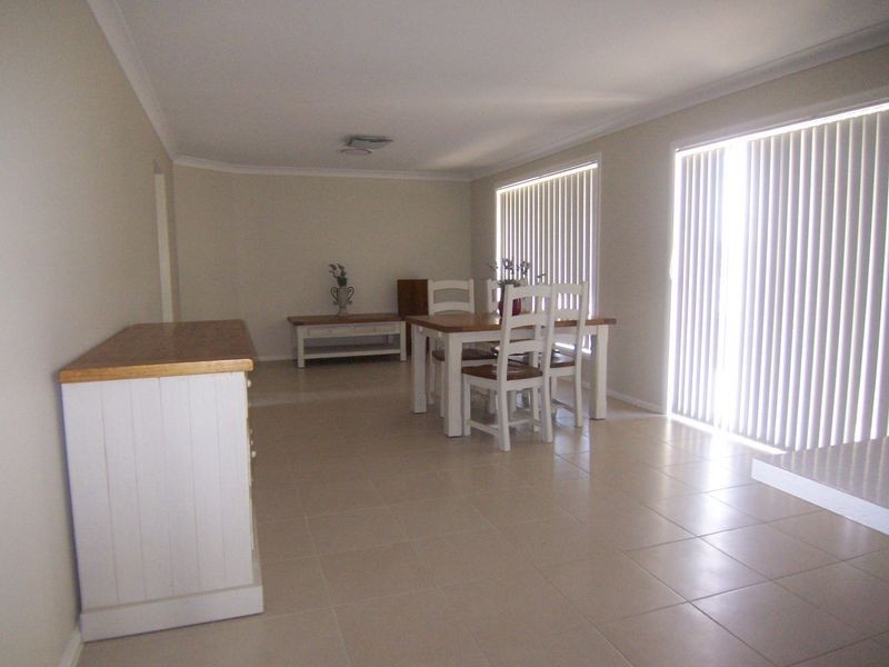28 John Howe Circuit, Muswellbrook NSW 2333
