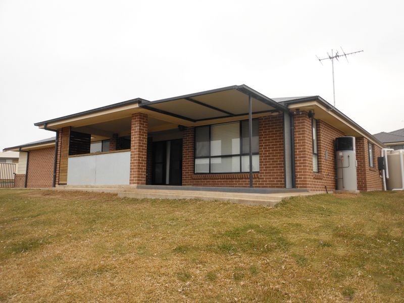 8 Northview Circuit, Muswellbrook NSW 2333