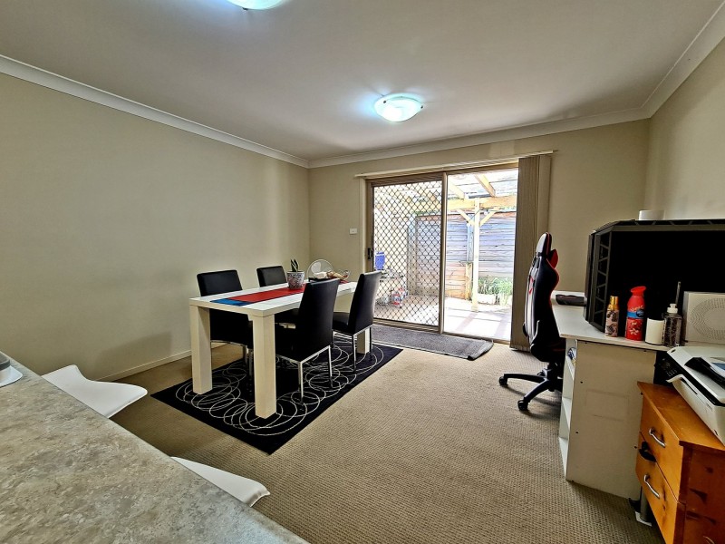 11/27-33 Eveleigh Court, Scone NSW 2337