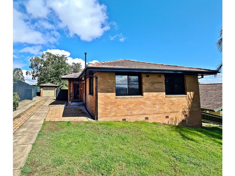 11 Tobruk Avenue, Muswellbrook NSW 2333