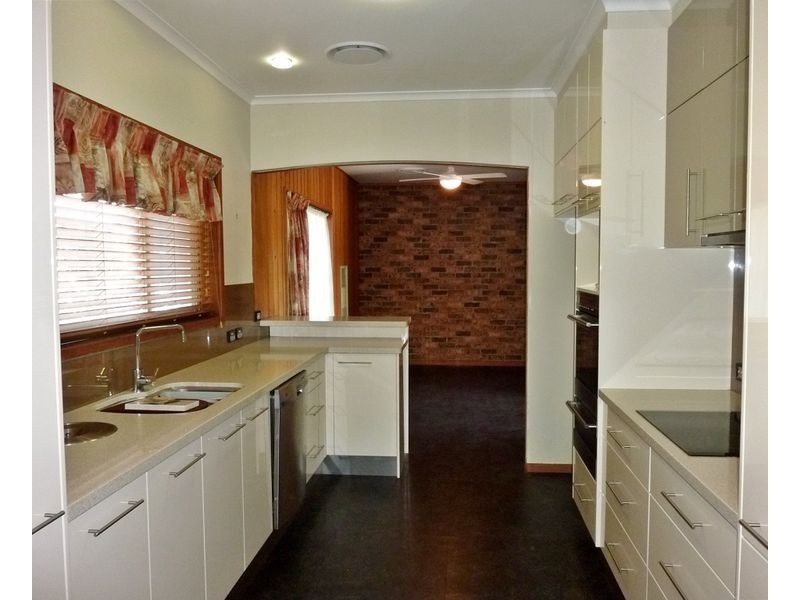 19 Barrington Street, Muswellbrook NSW 2333