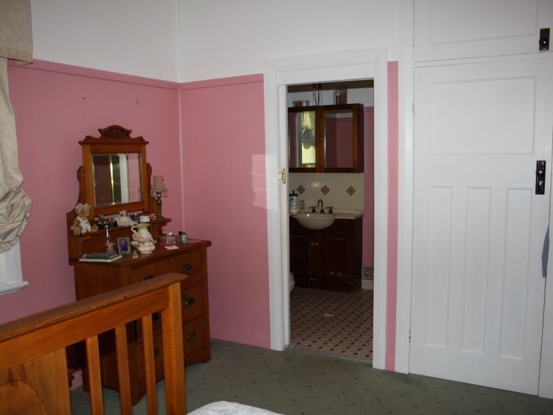 66 Carl Street, Muswellbrook NSW 2333