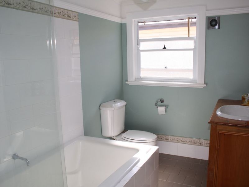 66 Carl Street, Muswellbrook NSW 2333