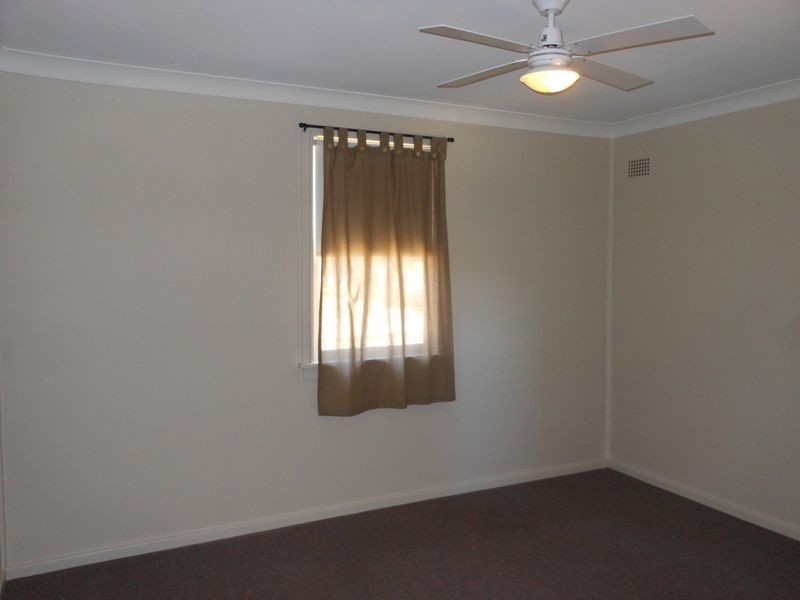 12 Tobruk Ave, Muswellbrook NSW 2333