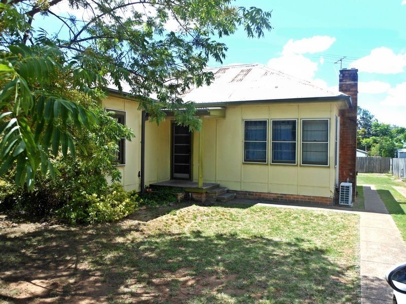 16 Forbes Street, Muswellbrook NSW 2333