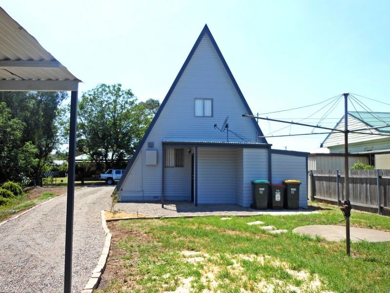 10 Clifford Street, Muswellbrook NSW 2333