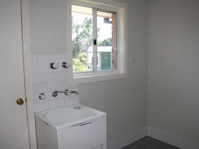 30 Claret Ave, Muswellbrook NSW 2333